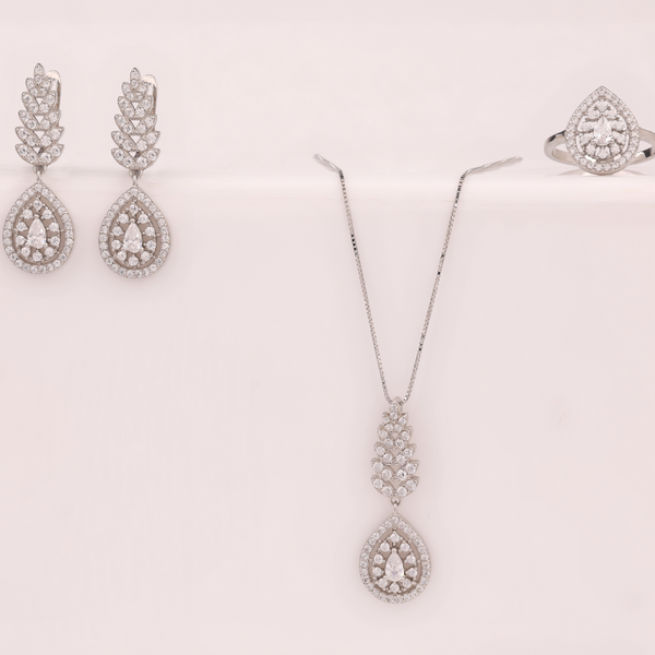925 Silver Pear-Shaped CZ Jewelry Set – Earrings, Pendant Necklace & Ring ( 6 .no )
